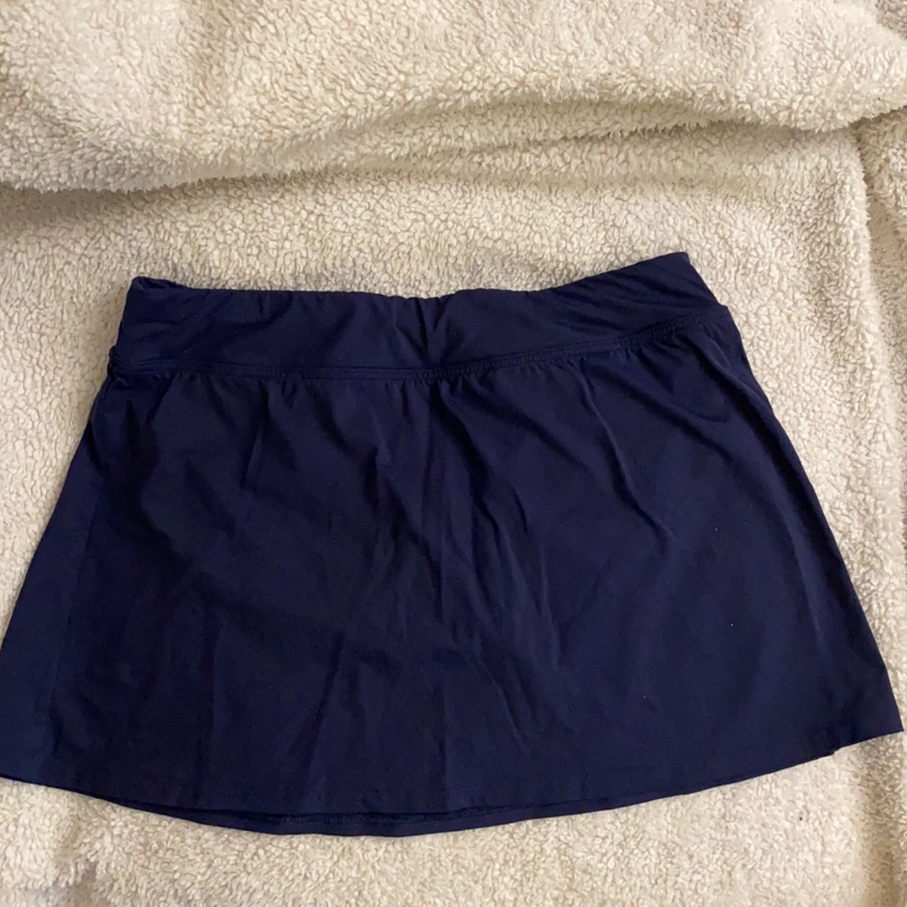 Lands’ End deep-sea navy size 10 swim skirt